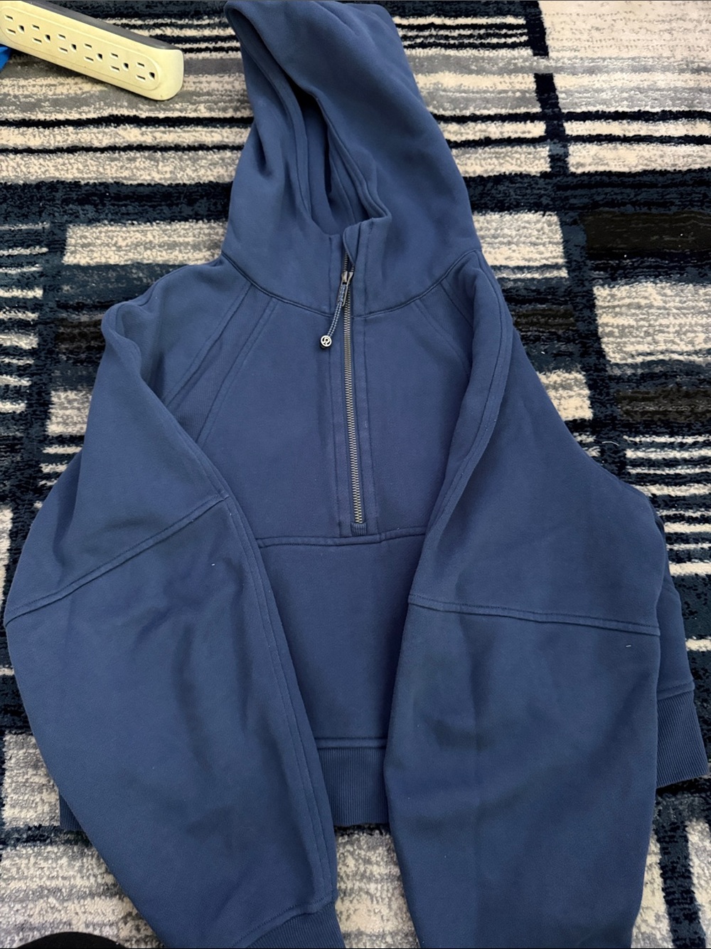 lululemon scuba xs/s great condition worn about twice